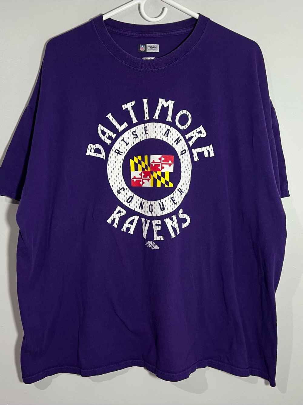 NFL Baltimore Ravens Rise And Conquer Maryland Purple White T-Shirt Mens 2XL